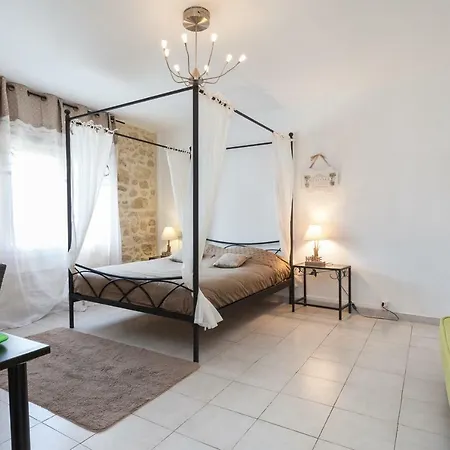 Bed & Breakfast Patio Valros