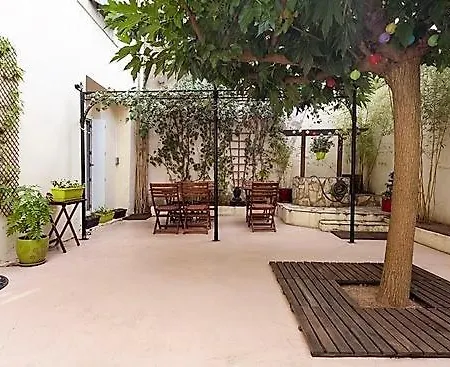 Patio Bed & Breakfast *